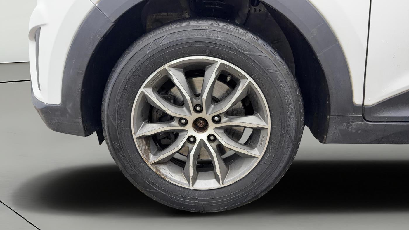 2017 Hyundai Creta E PLUS 1.6 PETROL, Petrol, Manual, 61,660 km, Left Front Wheel