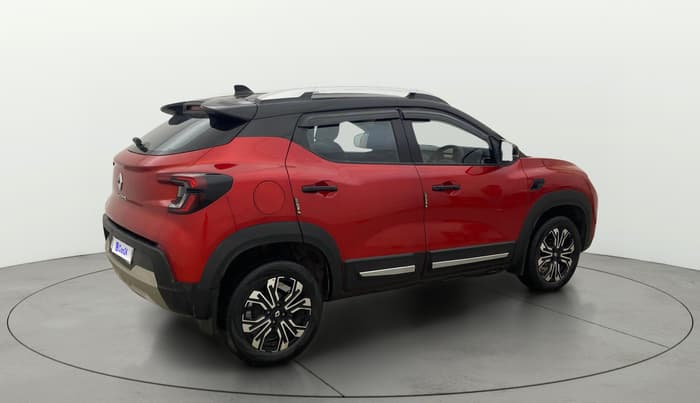 2022 Renault Kiger RXT (O) MT DUAL TONE, Petrol, Manual, 30,151 km, Right Back Diagonal