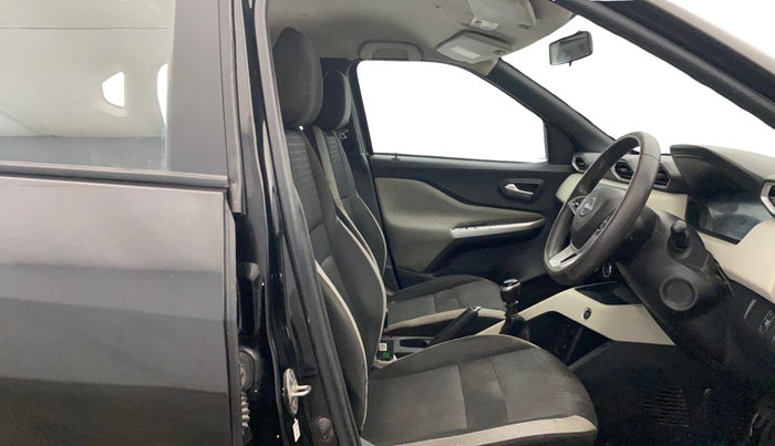 2021 Nissan MAGNITE XV MT, Petrol, Manual, 57,284 km, Right Side Front Door Cabin