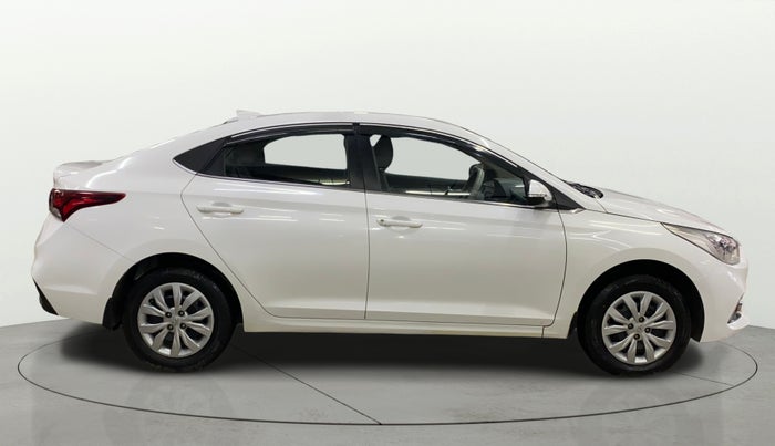 2018 Hyundai Verna 1.4 EX PETROL, Petrol, Manual, 43,601 km, Right Side View