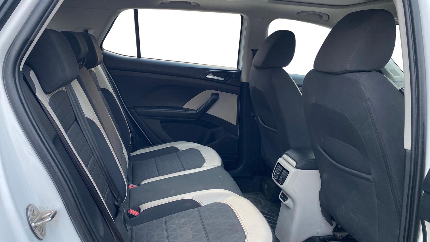 2021 Volkswagen TAIGUN GT PLUS 1.5 TSI DSG, Petrol, Automatic, 59,590 km, Right Side Rear Door Cabin