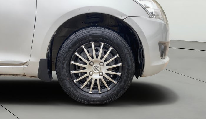 2014 Maruti Swift VXI, Petrol, Manual, 63,265 km, Right Front Wheel