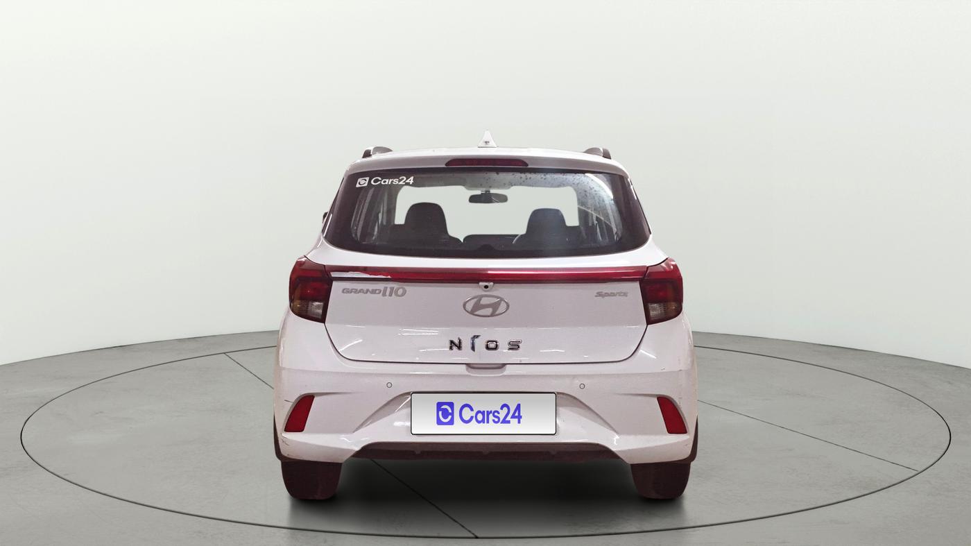 2025 Hyundai GRAND I10 NIOS SPORTZ AMT 1.2 KAPPA VTVT, Petrol, Automatic, 5,223 km, Back/Rear