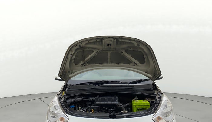 2013 Hyundai i10 MAGNA 1.2, Petrol, Manual, 1,34,639 km, Open Bonet