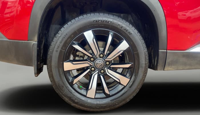 2020 MG HECTOR SHARP HYBRID 1.5 PETROL, Petrol, Manual, 23,895 km, Right Rear Wheel