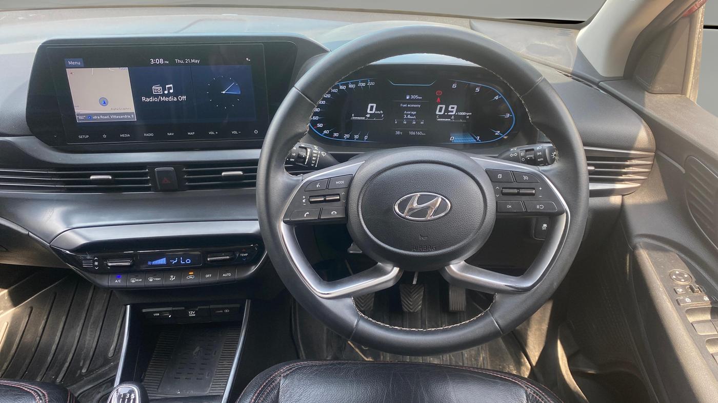 2021 Hyundai NEW I20 ASTA (O) 1.5 CRDI MT, Diesel, Manual, 1,06,158 km, Steering Wheel Close Up