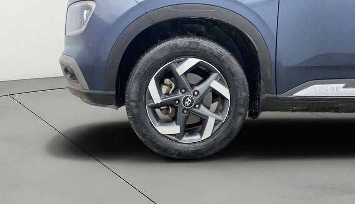 2019 Hyundai VENUE SX 1.0 TURBO, Petrol, Manual, 93,062 km, Left Front Wheel