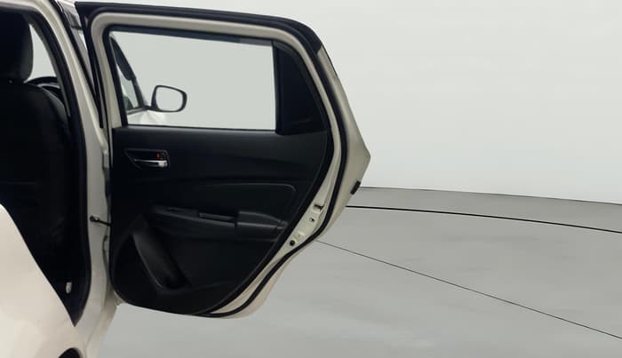2021 Maruti Swift VXI, Petrol, Manual, 12,588 km, RHS Rear Door