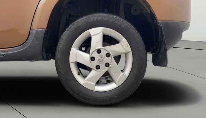 2014 Renault Duster 85 PS RXL DIESEL (OPT), Diesel, Manual, 1,26,494 km, Left Rear Wheel