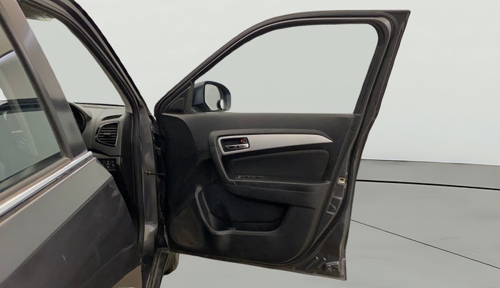 2020 Maruti Vitara Brezza ZXI PLUS, Petrol, Manual, 94,307 km, RHS Front Door