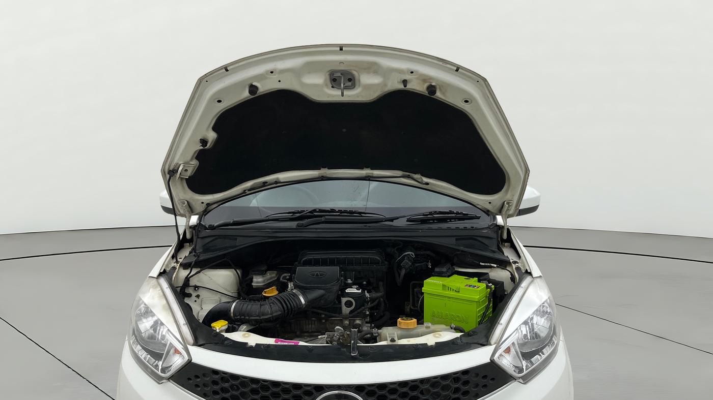 2017 Tata Tiago XT PETROL, Petrol, Manual, 79,222 km, Open Bonet
