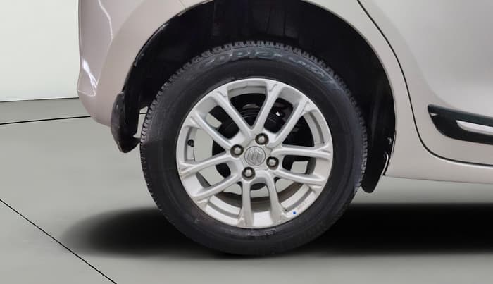 2022 Maruti Swift ZXI CNG, CNG, Manual, 92,126 km, Right Rear Wheel
