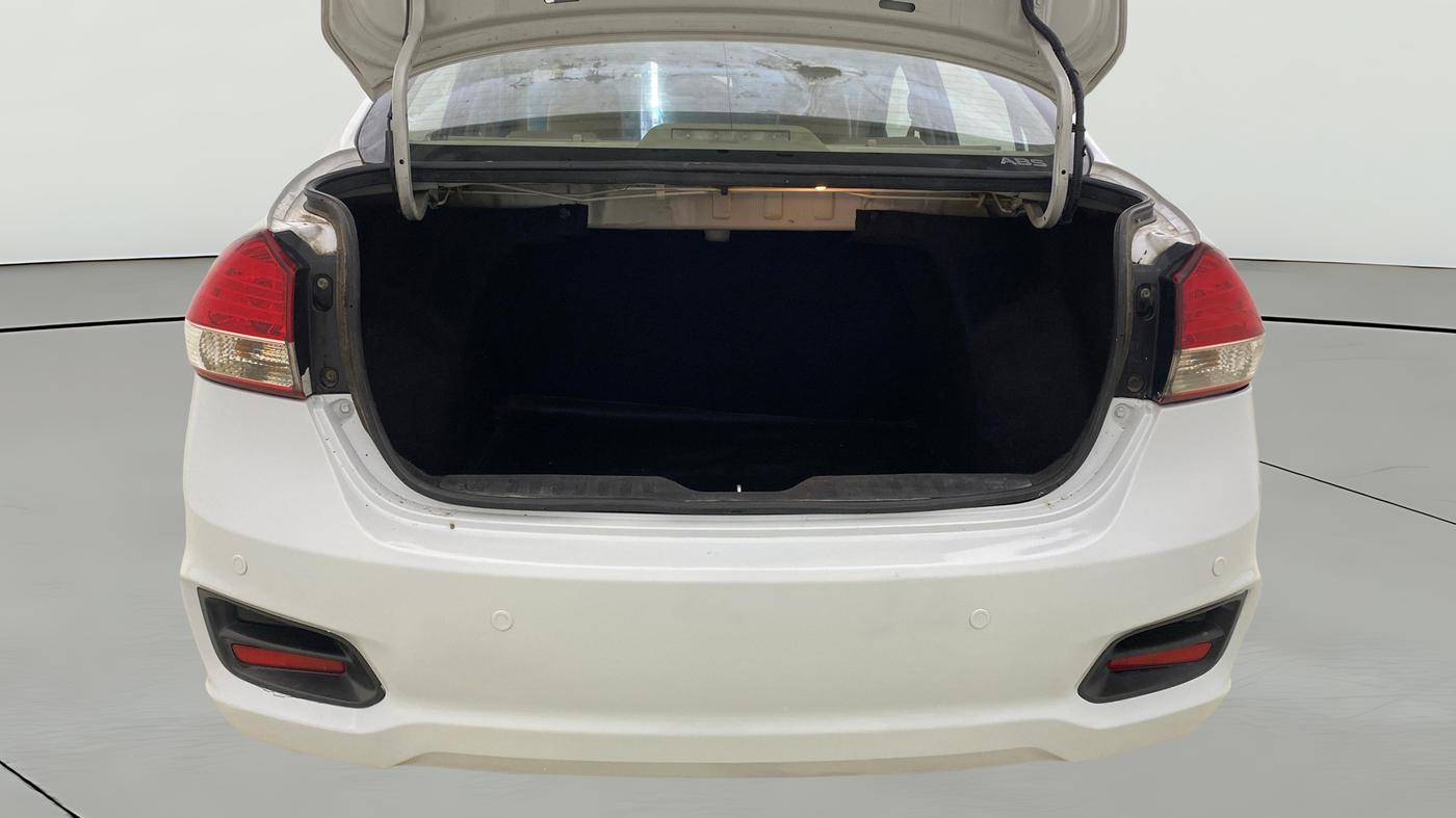 2015 Maruti Ciaz ZXI, Petrol, Manual, 93,729 km, Boot Open Zoomed View