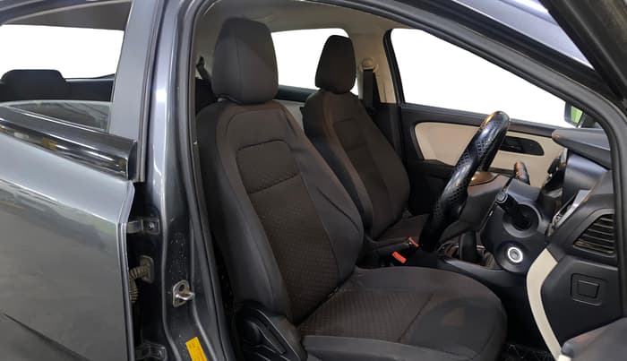 2022 Tata ALTROZ XE PETROL, Petrol, Manual, 47,533 km, Right Side Front Door Cabin