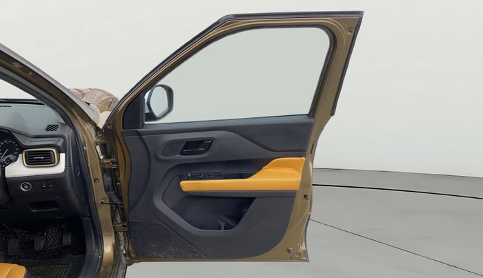 2023 Tata PUNCH ACCOMPLISHED MT, Petrol, Manual, 39,187 km, RHS Front Door