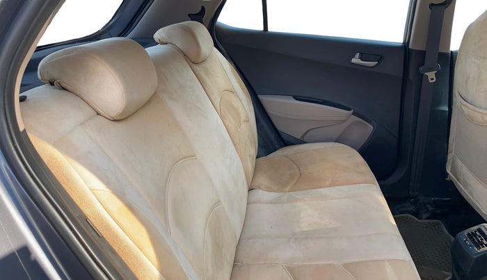 2014 Hyundai Grand i10 ASTA 1.2 KAPPA VTVT, Petrol, Manual, 34,865 km, Right Side Rear Door Cabin