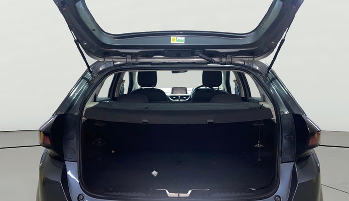 2023 Tata ALTROZ XM PLUS SUNROOF CNG, CNG, Manual, 20,225 km, Boot Open Zoomed View