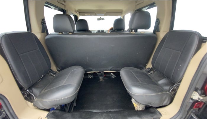 2022 Mahindra BOLERO NEO N 8, Diesel, Manual, 37,920 km, Third Seat Row ( optional )