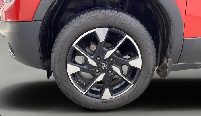 2021 Tata PUNCH CREATIVE  1.2 RTN DUAL TONE, Petrol, Manual, 33,817 km, Left Front Wheel