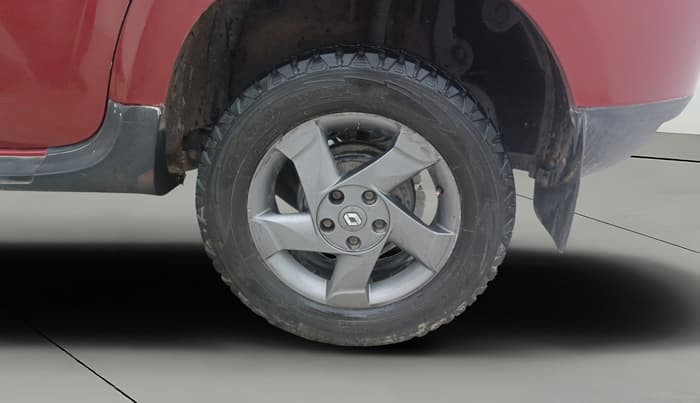 2015 Renault Duster 110 PS RXL DIESEL, Diesel, Manual, 69,054 km, Left Rear Wheel