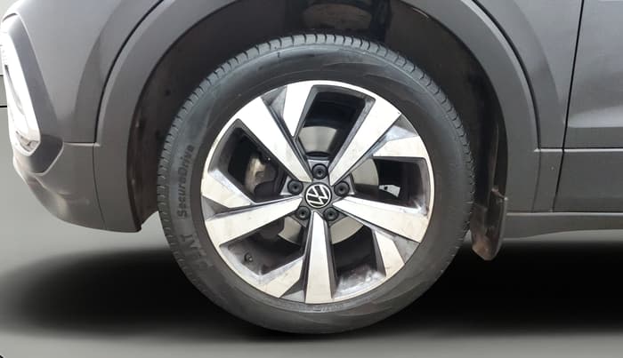 2023 Volkswagen TAIGUN TOPLINE 1.0 TSI AT, Petrol, Automatic, 33,166 km, Left Front Wheel