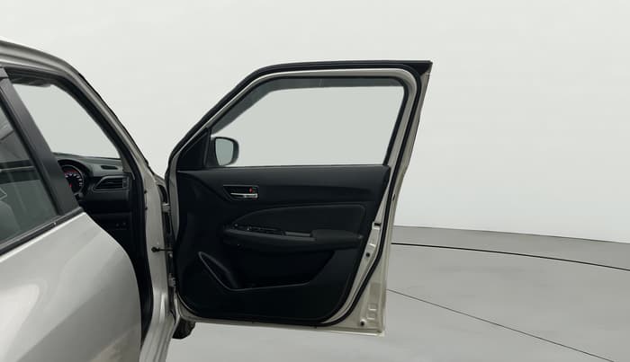 2019 Maruti Swift VXI, Petrol, Manual, 18,407 km, RHS Front Door