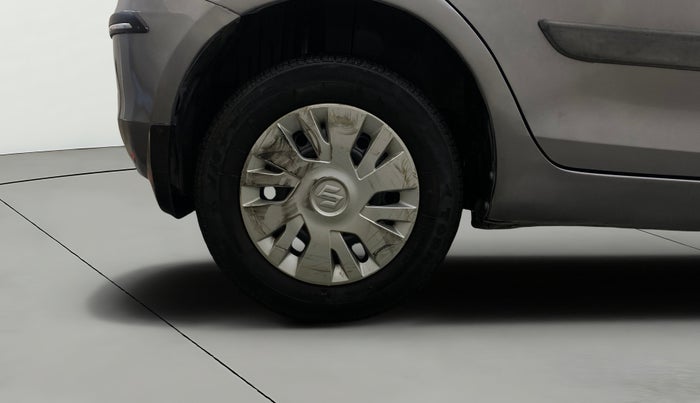 2013 Maruti Swift VXI, Petrol, Manual, 1,15,028 km, Right Rear Wheel