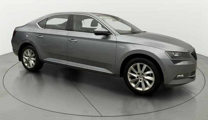 2018 Skoda Superb L&K 1.8 TSI AT, Petrol, Automatic, 28,905 km, SRP