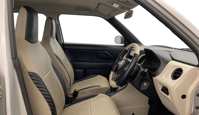 2020 Maruti New Wagon-R LXI 1.0, Petrol, Manual, 42,681 km, Right Side Front Door Cabin