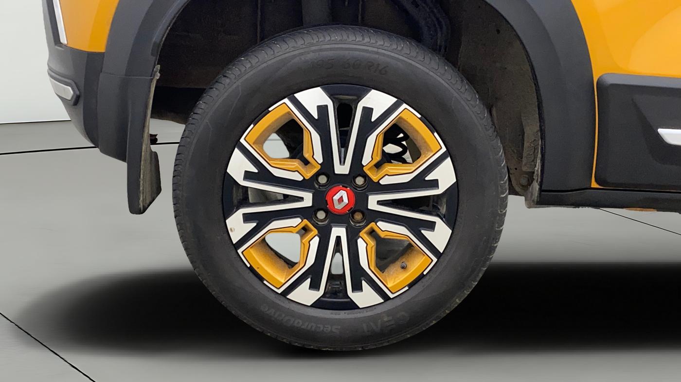 2022 Renault Kiger RXZ TURBO CVT DUAL TONE, Petrol, Automatic, 15,763 km, Right Rear Wheel