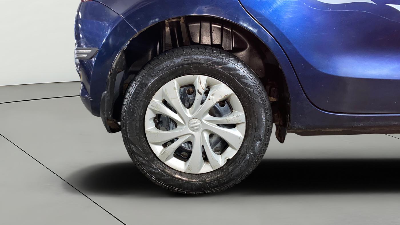 2024 Maruti Swift VXI, Petrol, Manual, 17,471 km, Right Rear Wheel