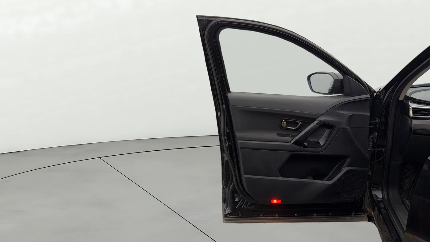 2021 Tata Harrier XTA 2.0L KRYOTEC PLUS, Diesel, Automatic, 77,422 km, LHS Front Door