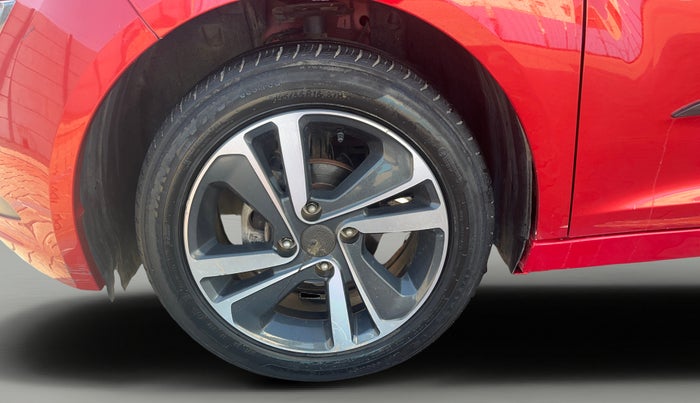 2021 Tata ALTROZ XZ PETROL, Petrol, Manual, 50,067 km, Left Front Wheel