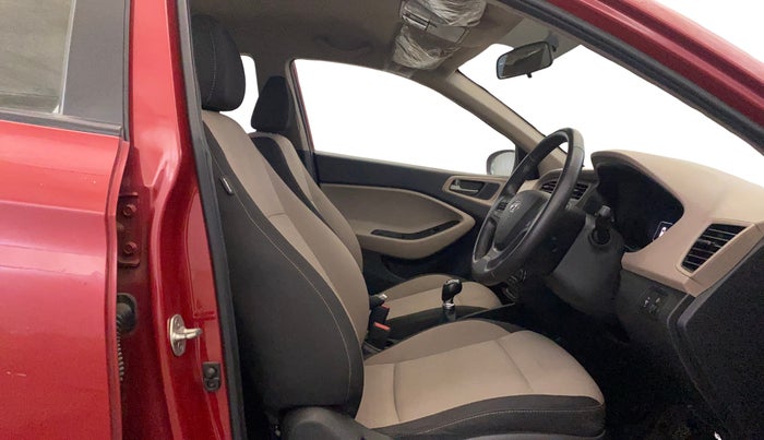 2016 Hyundai Elite i20 ASTA 1.2 (O), Petrol, Manual, 29,454 km, Right Side Front Door Cabin