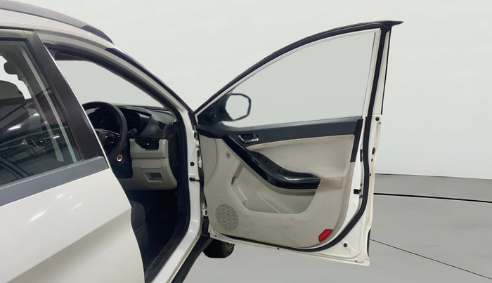 2020 Tata NEXON XZ PETROL, Petrol, Manual, 25,936 km, RHS Front Door