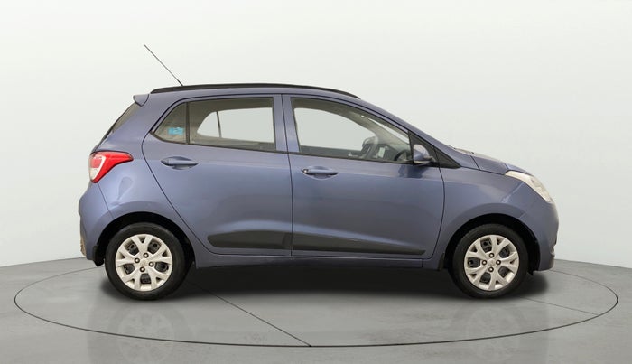 2015 Hyundai Grand i10 SPORTZ 1.2 KAPPA VTVT, Petrol, Manual, 42,147 km, Right Side View