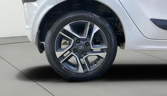 2019 Tata Tiago XZ PLUS PETROL, Petrol, Manual, 49,546 km, Right Rear Wheel