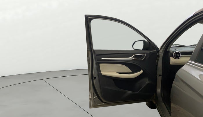 2022 MG ASTOR STYLE EX 1.5 MT, Petrol, Manual, 32,276 km, LHS Front Door