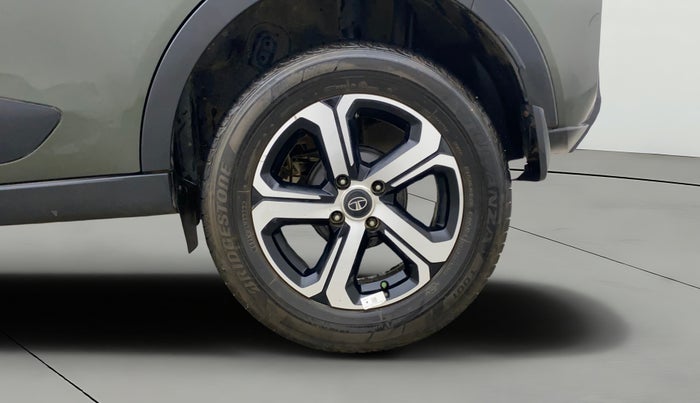 2022 Tata NEXON XZA PLUS DIESEL, Diesel, Automatic, 39,233 km, Left Rear Wheel