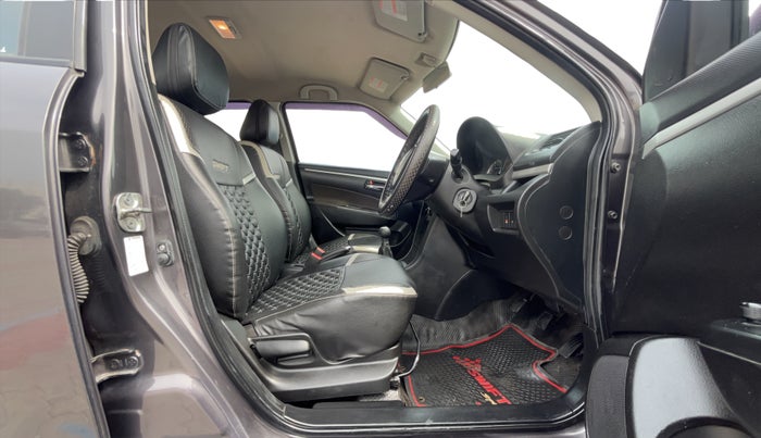 2017 Maruti Swift VXI O, Petrol, Manual, 66,153 km, Right Side Front Door Cabin