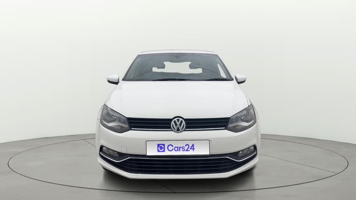 2016 Volkswagen Polo HIGHLINE1.2L, Petrol, Manual, 1,04,102 km, Front