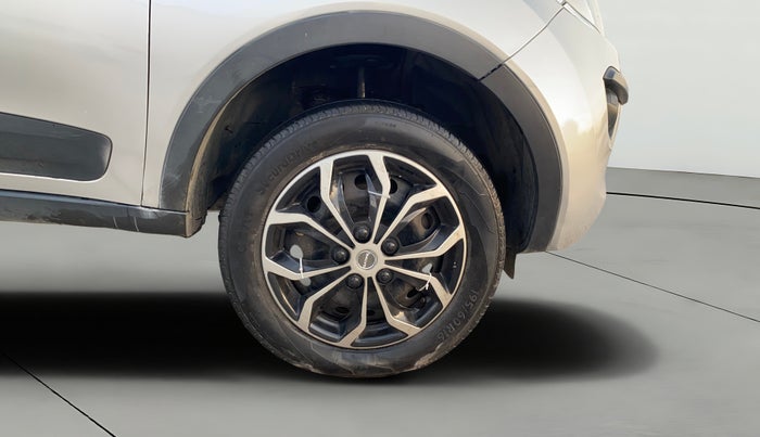 2018 Tata NEXON XM PETROL, Petrol, Manual, 96,091 km, Right Front Wheel