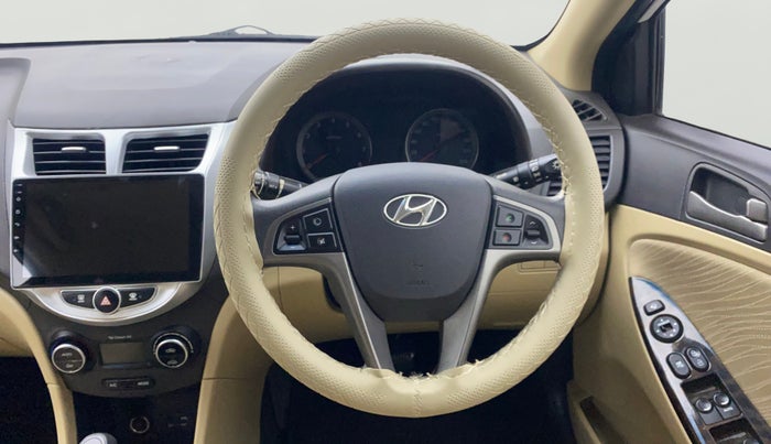 2017 Hyundai Verna 1.6 VTVT SX AT, Petrol, Automatic, 33,291 km, Steering Wheel Close Up