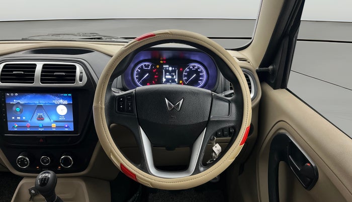 2023 Mahindra BOLERO NEO N 8, Diesel, Manual, 47,685 km, Steering Wheel Close Up