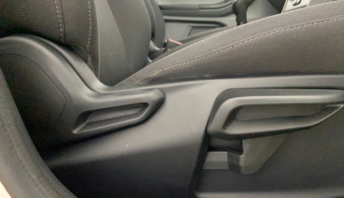 2024 Tata Tiago XT PETROL, Petrol, Manual, 26,272 km, Driver Side Adjustment Panel