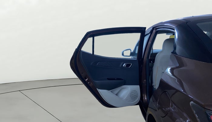 2021 Hyundai AURA SX 1.2, Petrol, Manual, 13,221 km, LHS Rear Door