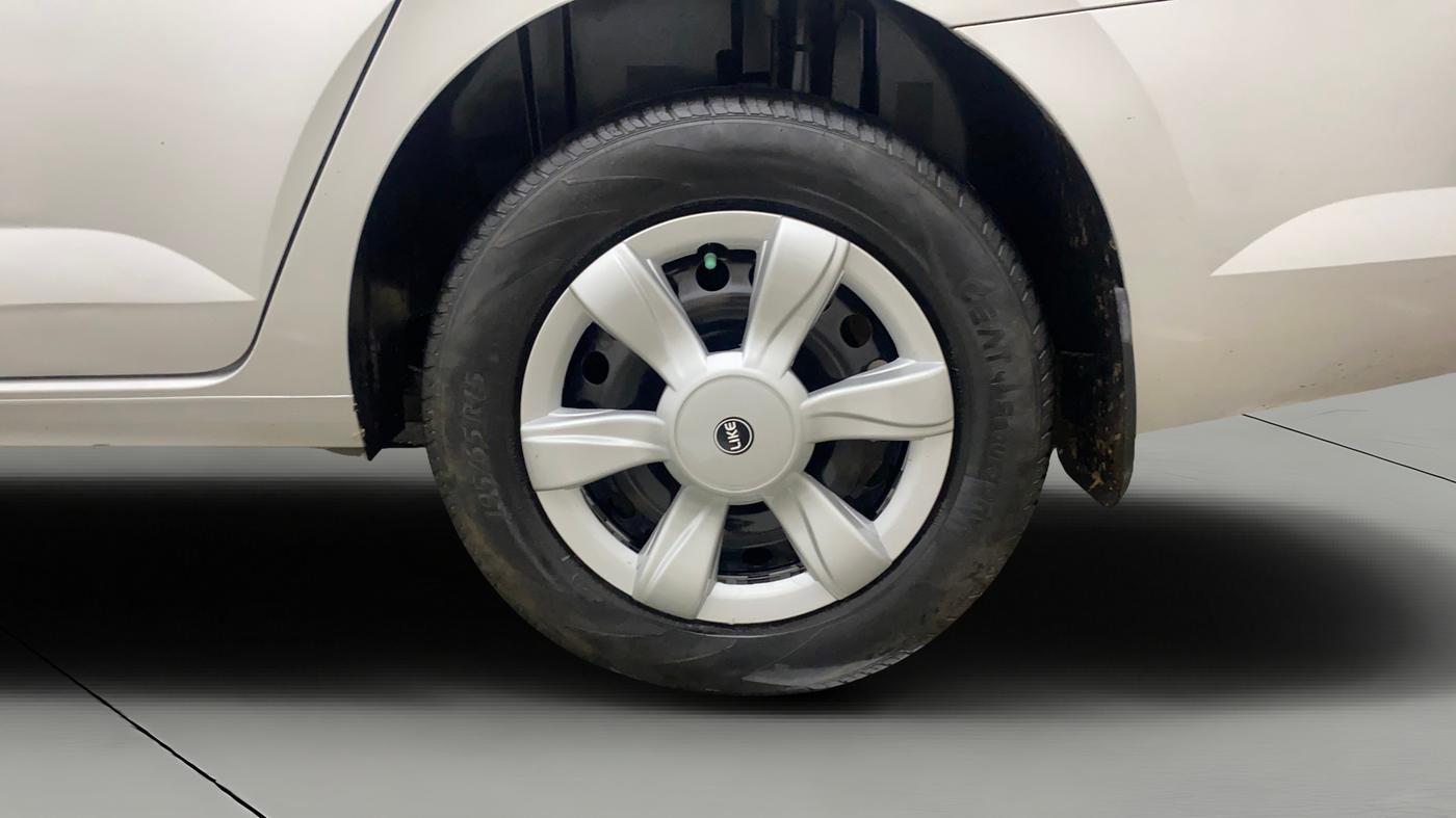 2022 Skoda SLAVIA ACTIVE 1.0L TSI MT, Petrol, Manual, 69,928 km, Left Rear Wheel