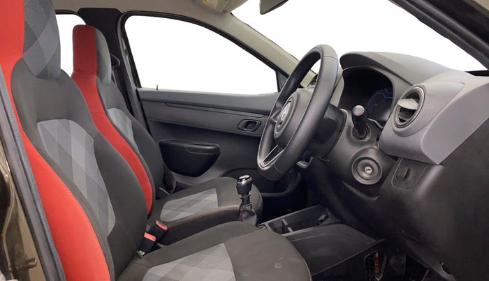 2020 Renault Kwid RXT 1.0 (O), Petrol, Manual, 54,696 km, Right Side Front Door Cabin