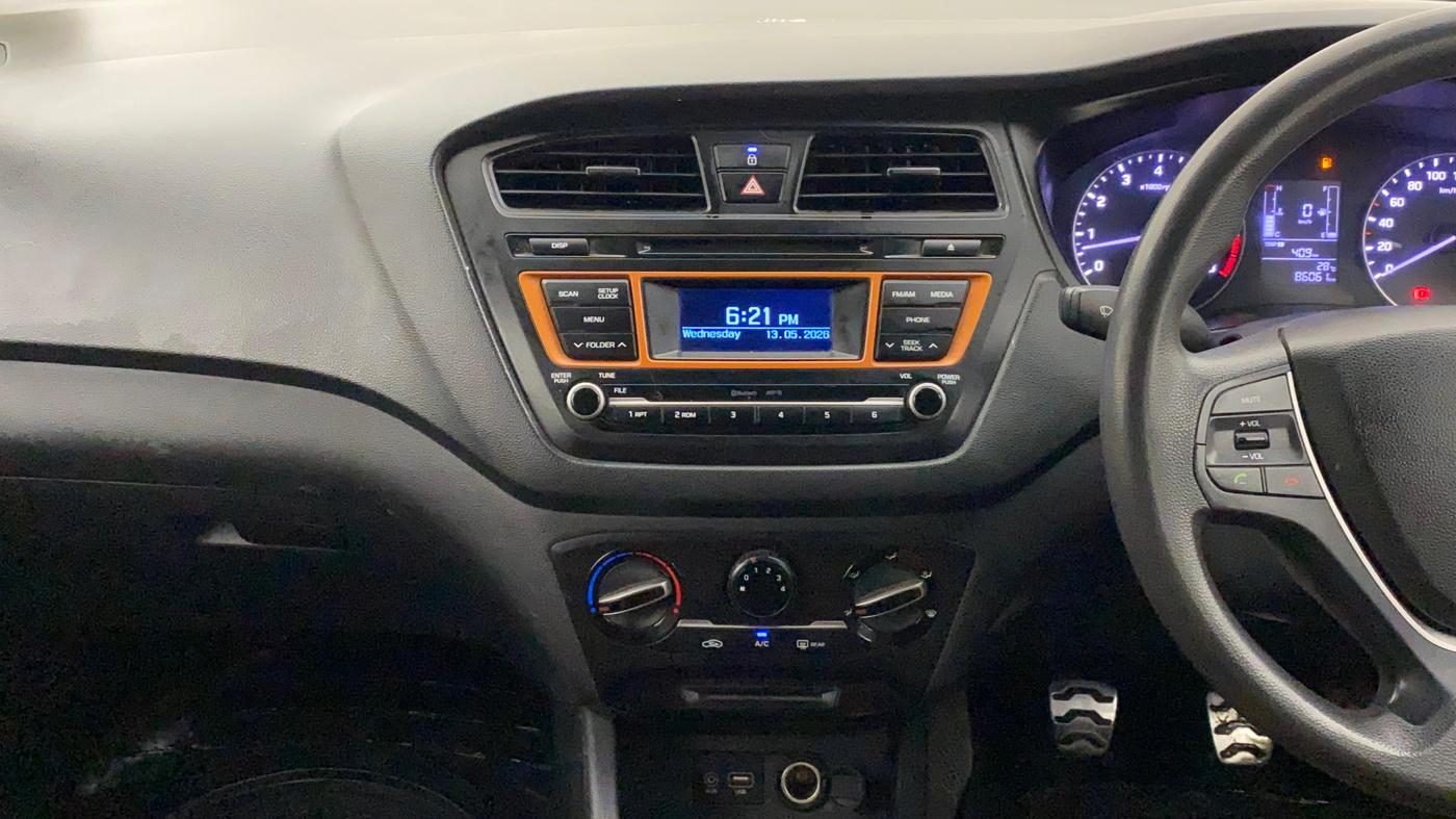 2015 Hyundai i20 Active 1.2 S, Petrol, Manual, 86,062 km, Air Conditioner