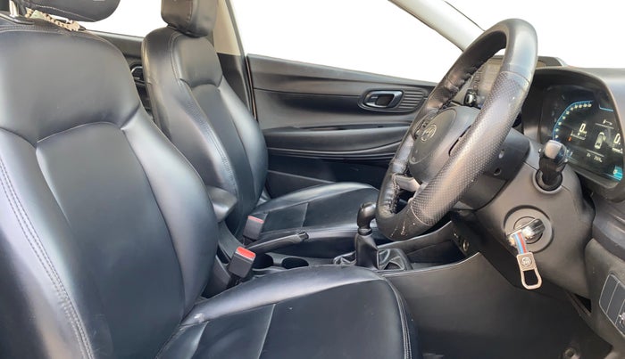 2023 Hyundai NEW I20 SPORTZ 1.2 MT, Petrol, Manual, 27,650 km, Right Side Front Door Cabin